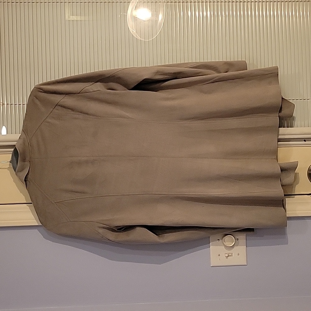 Grey jacket - Picture 3 of 8